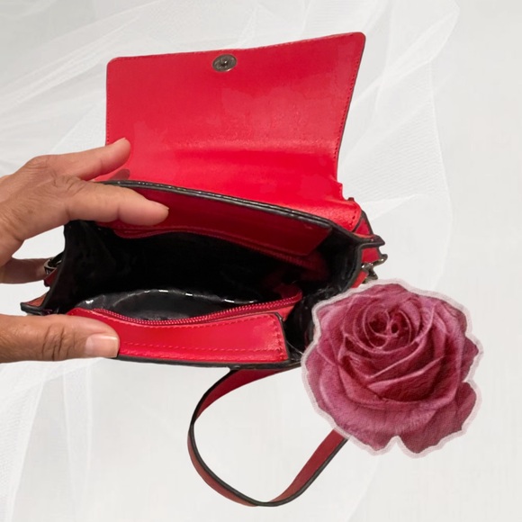 KAYLA+AVA Red Crocodile Purse - Picture 6 of 6